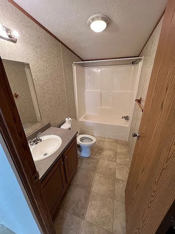 505 Beaumont Dr - Photo 4 of 9