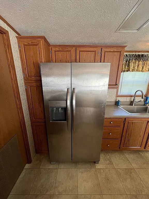 505 Beaumont Dr - Photo 5 of 9