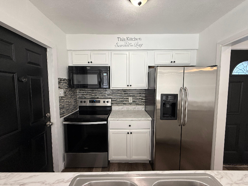 538 Maddux St - Photo 2 of 14