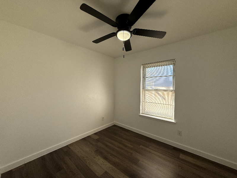 538 Maddux St - Photo 6 of 14