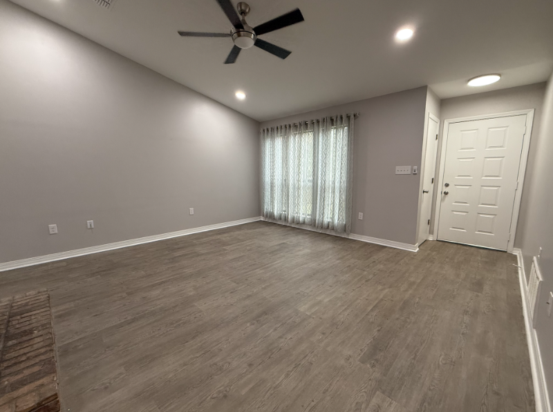 1810 Valparaiso Blvd - Photo 3 of 15