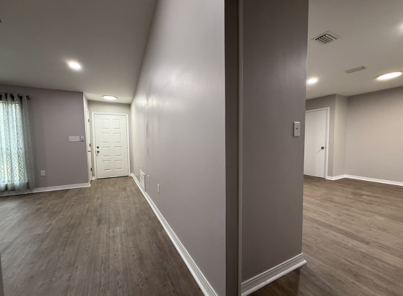 1810 Valparaiso Blvd - Photo 4 of 15