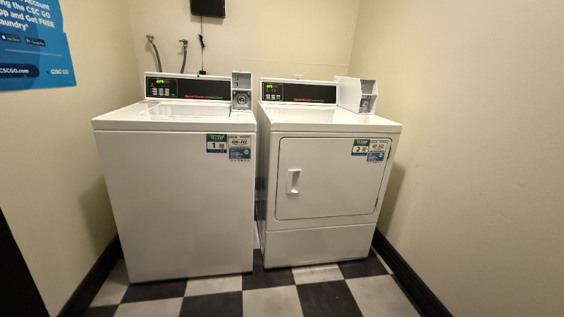 7044 Hawthorn Ave #109 - Photo 6 of 8