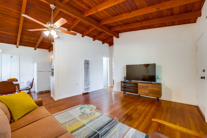 4341 Banning St - Photo 6 of 14