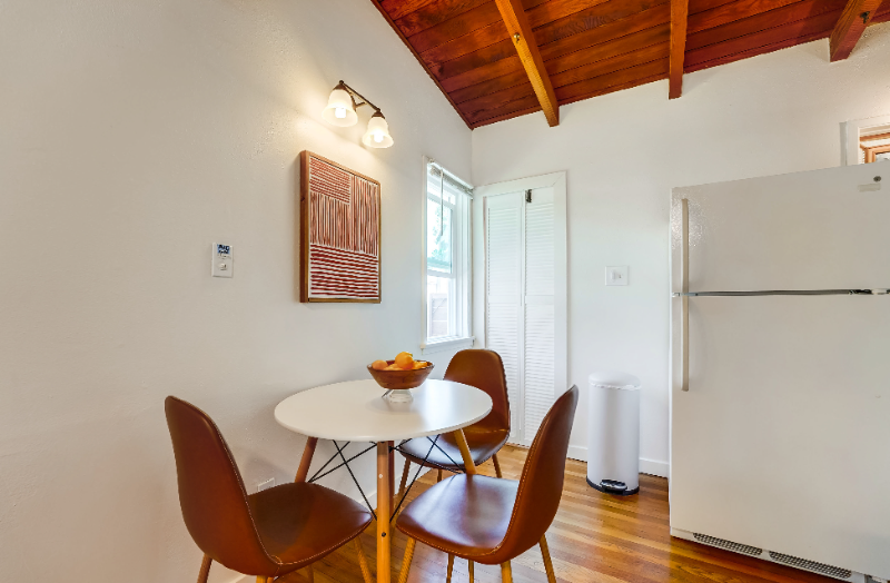 4341 Banning St - Photo 7 of 14