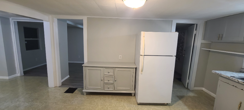 261 Sunnyside Ave - Photo 3 of 16