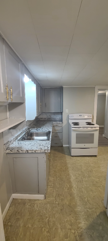 261 Sunnyside Ave - Photo 5 of 16