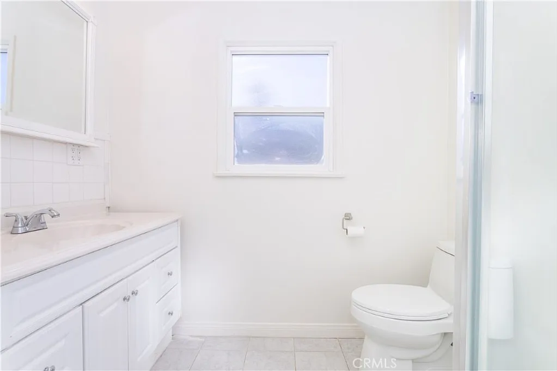 7916 Limerick Ave - Photo 4 of 11