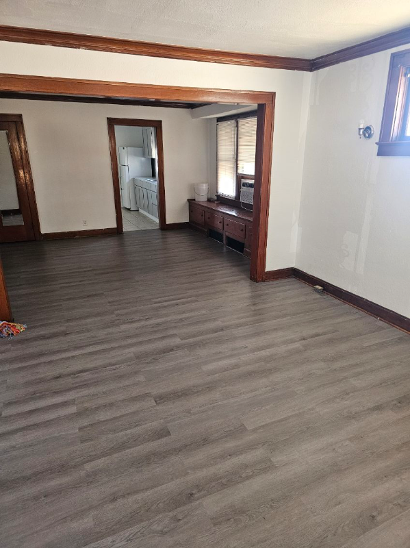 3223 Cleveland Ave - Photo 4 of 7