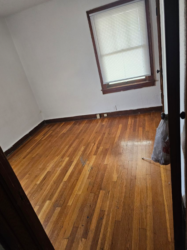 3223 Cleveland Ave - Photo 5 of 7