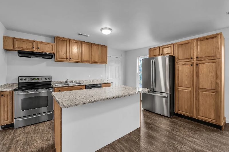 2007 Wilson St - Photo 4 of 17