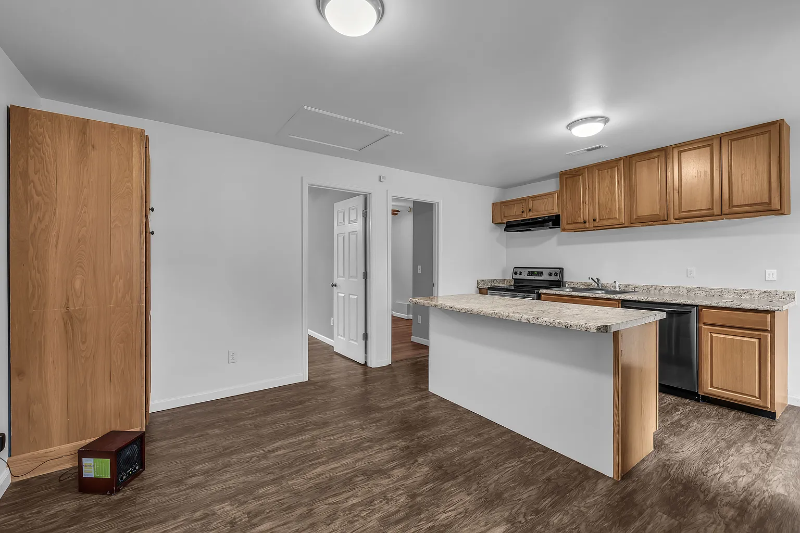 2007 Wilson St - Photo 5 of 17