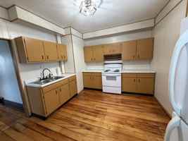 featured image of 489 Almond St #1