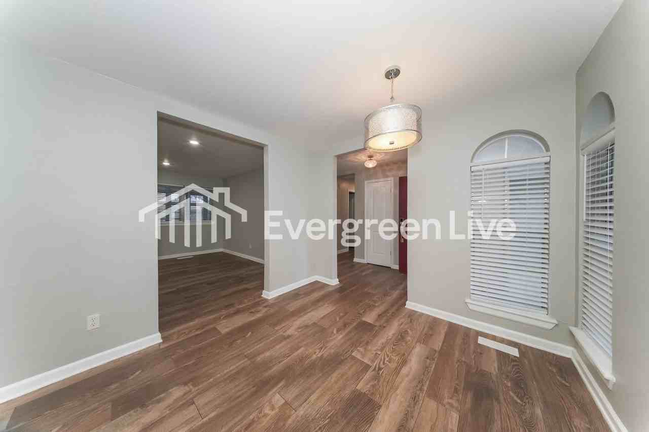 609 Banner Ave - Photo 6 of 16