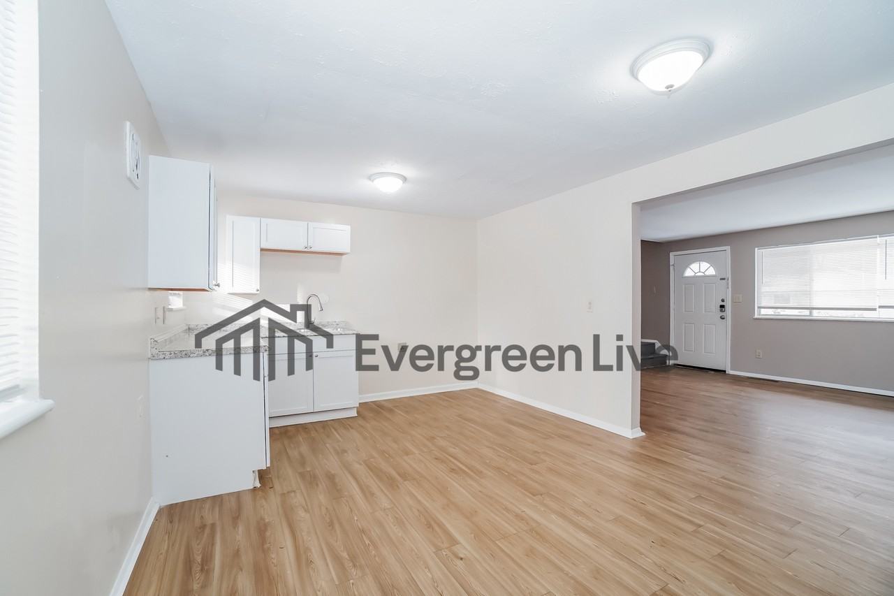 1810 Pickering Dr - Photo 6 of 15