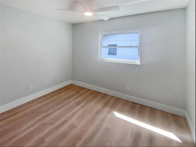 7812 N 53rd St - Photo 3 of 27