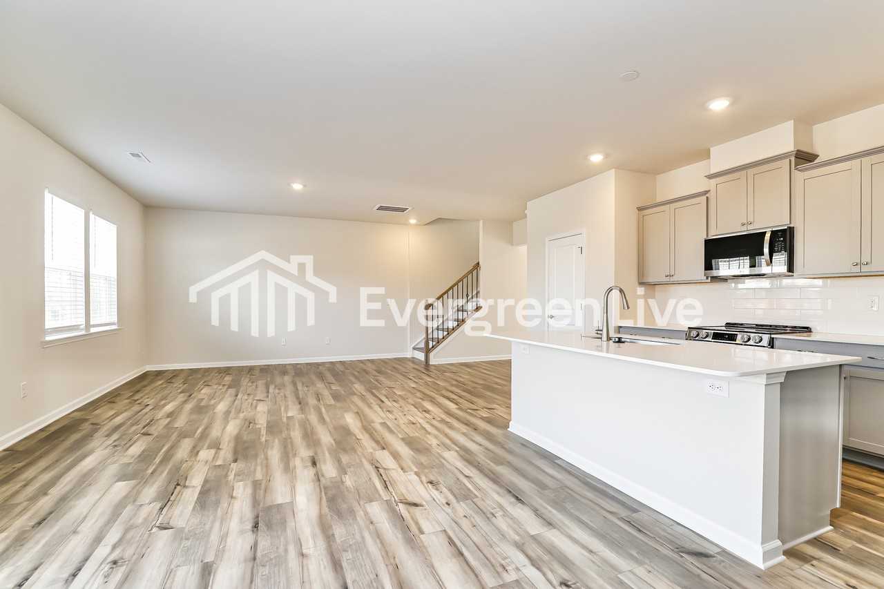 5519 Hydrangea St - Photo 7 of 16