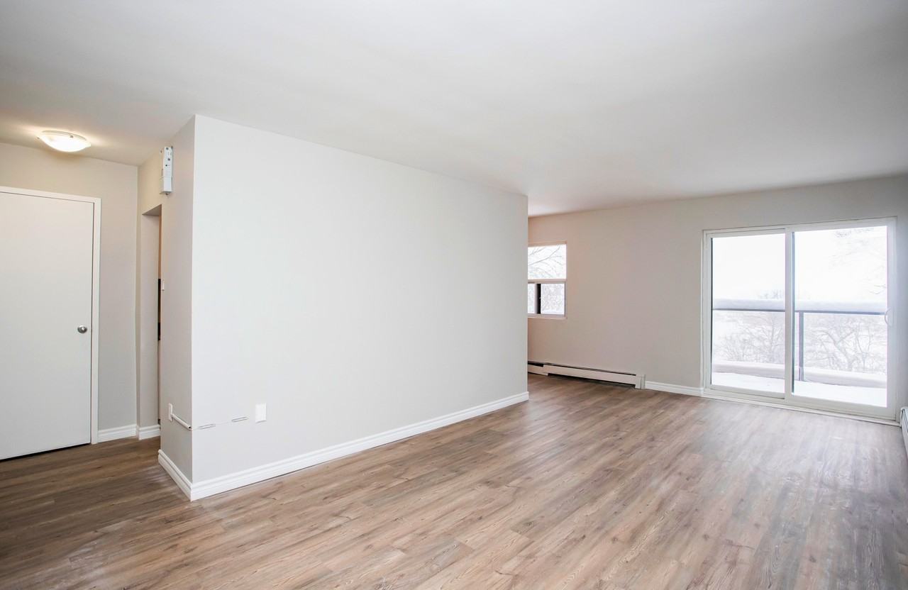 Kingsberry Towers Apartments - Photo 7 of 27