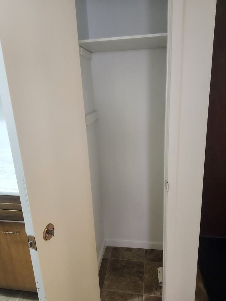 3607 118 Ave Nw - Photo 7 of 24