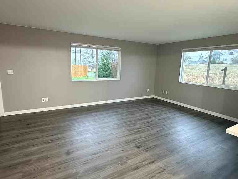 3216 72nd Street East - Photo 6 of 17