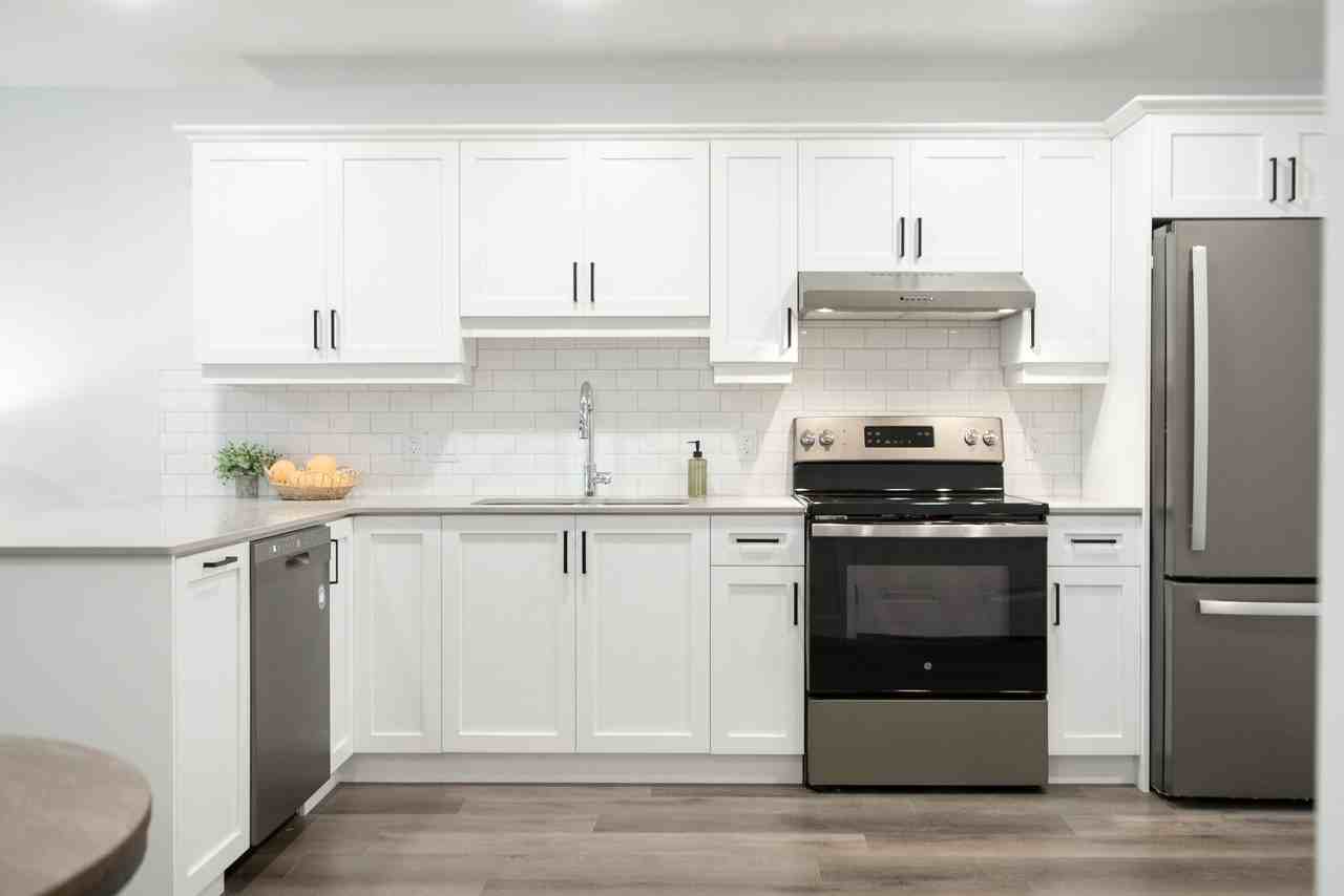 49 Forest Hill Road #504 - Photo 3 of 17