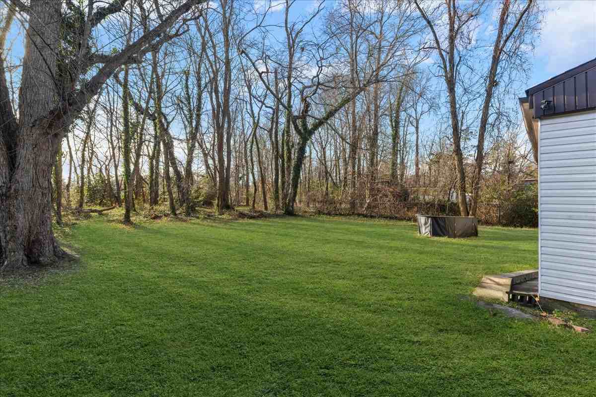 28 Crescent Dr #1 - Photo 3 of 39