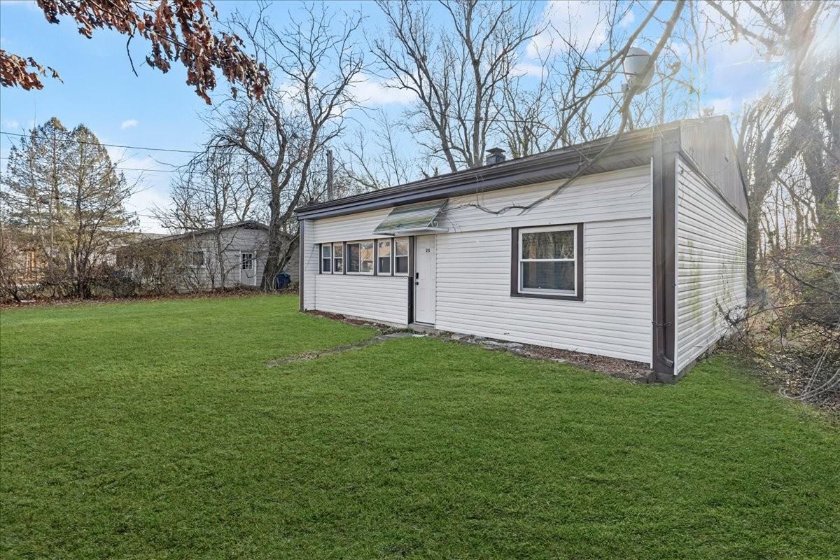 28 Crescent Dr #1 - Photo 6 of 39