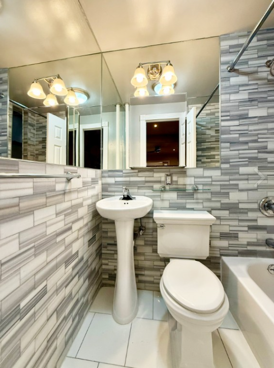 388 E 10th St #4C - Photo 6 of 7