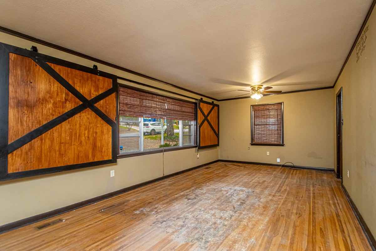 3813 Hillside Dr #NA - Photo 4 of 20