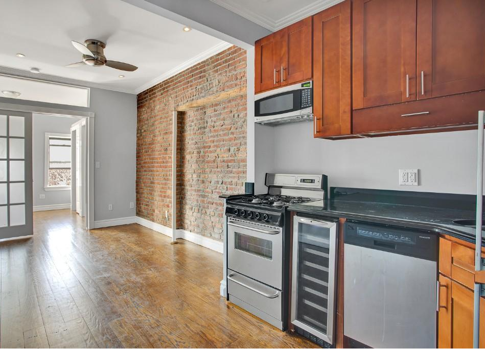 149 Avenue A #8F - Photo 4 of 6