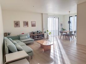 625 S Berendo St - Photo 1 of 1