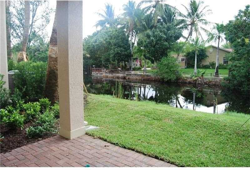 176 Sw 127th Ter #176 - Photo 6 of 22