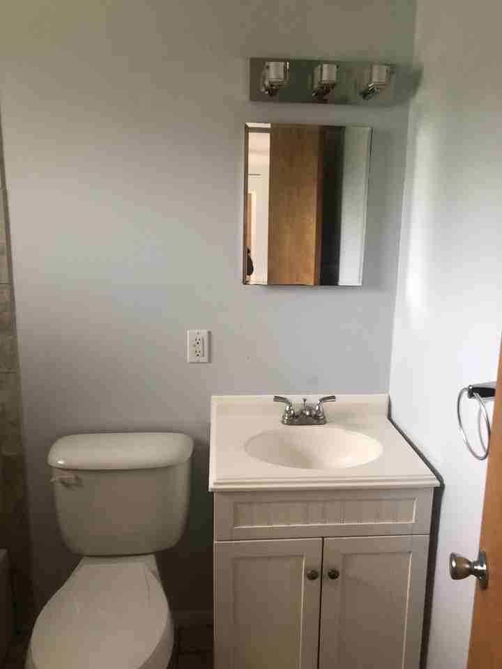 157 N Rhodes St #NA - Photo 6 of 21