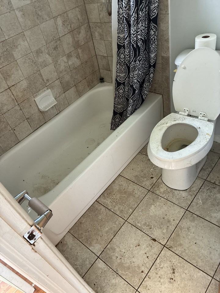 157 N Rhodes St #NA - Photo 7 of 21