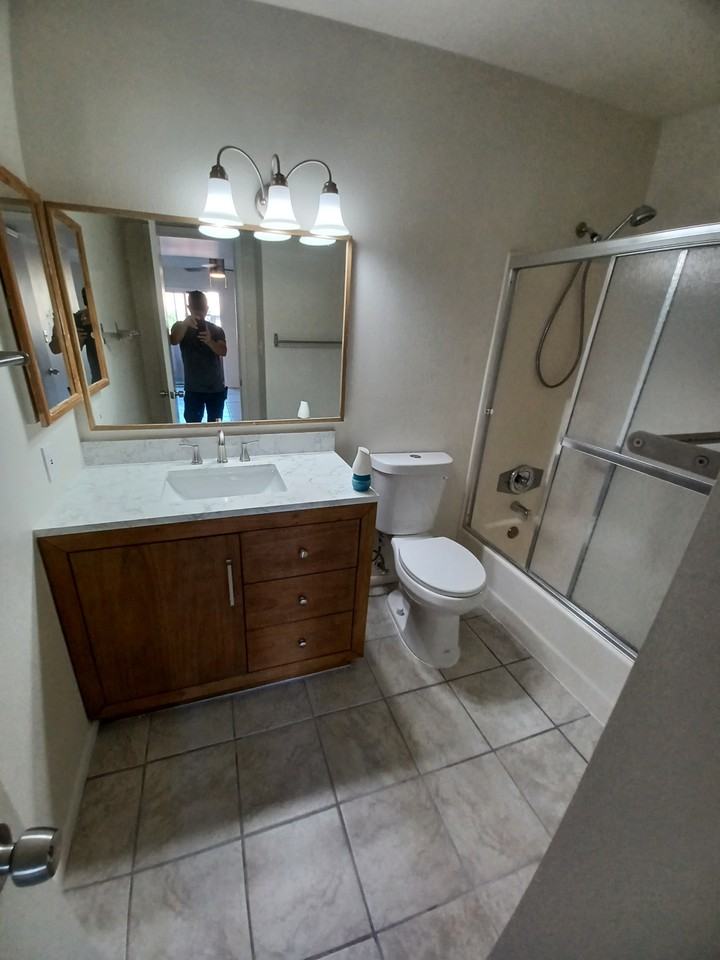 540 N May #2145 - Photo 3 of 13