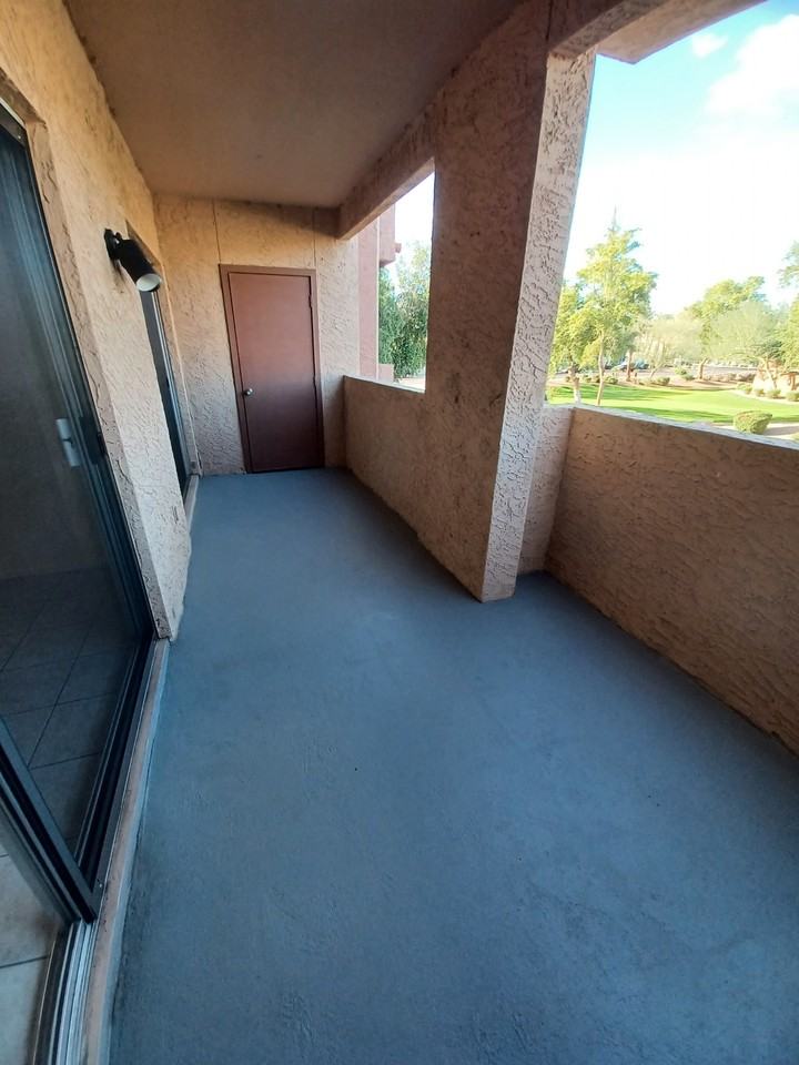 540 N May #2145 - Photo 6 of 13