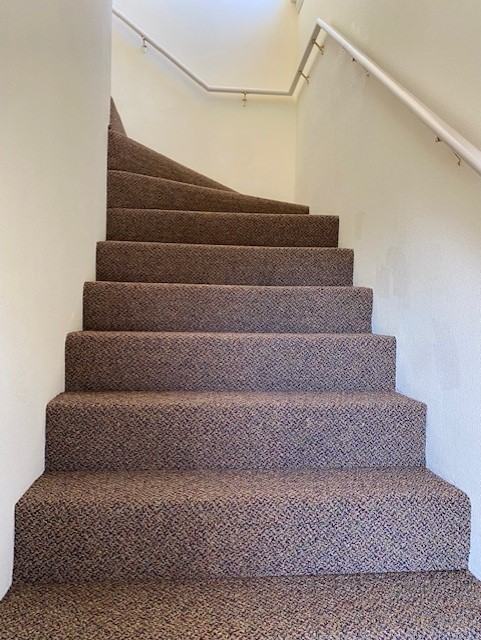 721 7th St #B - Photo 3 of 15