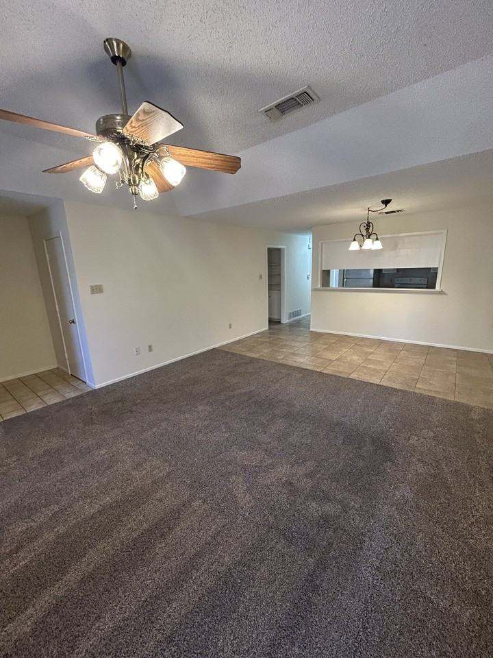 4605 54th St #A - Photo 3 of 15