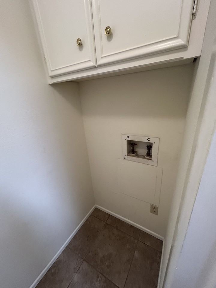 4605 54th St #A - Photo 6 of 15