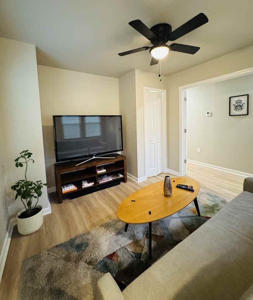 2447 Mcalpin Ter Unit A #NA - Photo 3 of 26