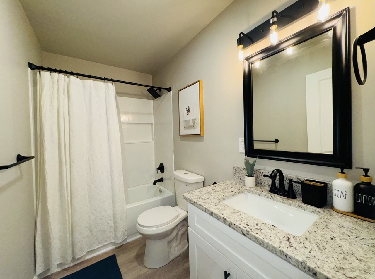 2447 Mcalpin Ter Unit A #NA - Photo 7 of 26