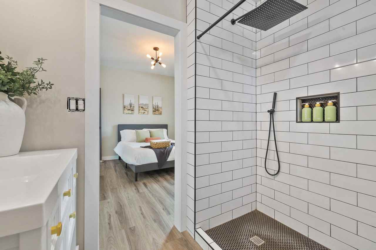 1311 S Adams St #NA - Photo 2 of 18