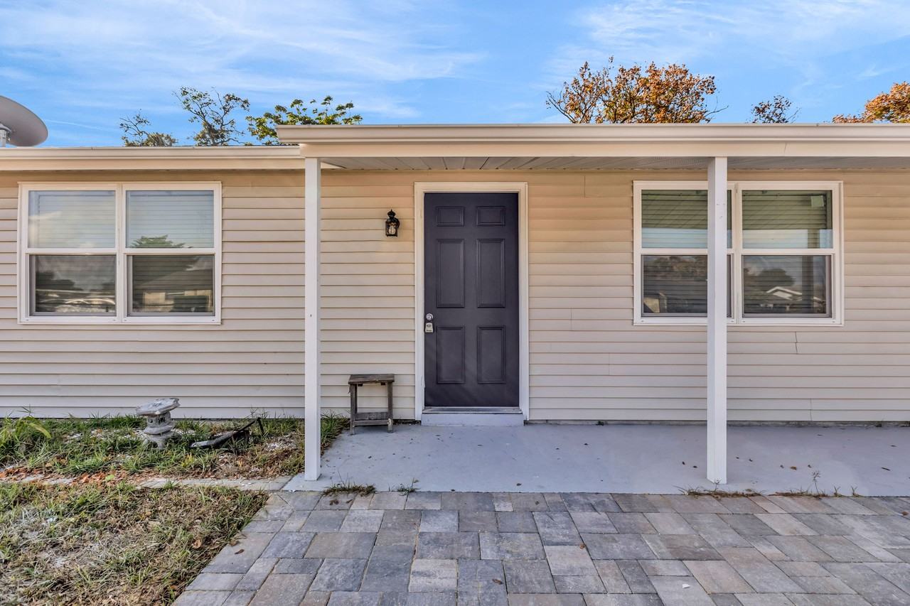 4233 Mesa Dr #NA - Photo 2 of 23