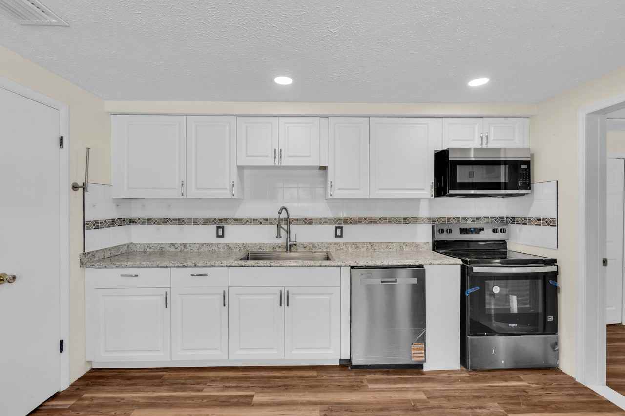 4233 Mesa Dr #NA - Photo 6 of 23