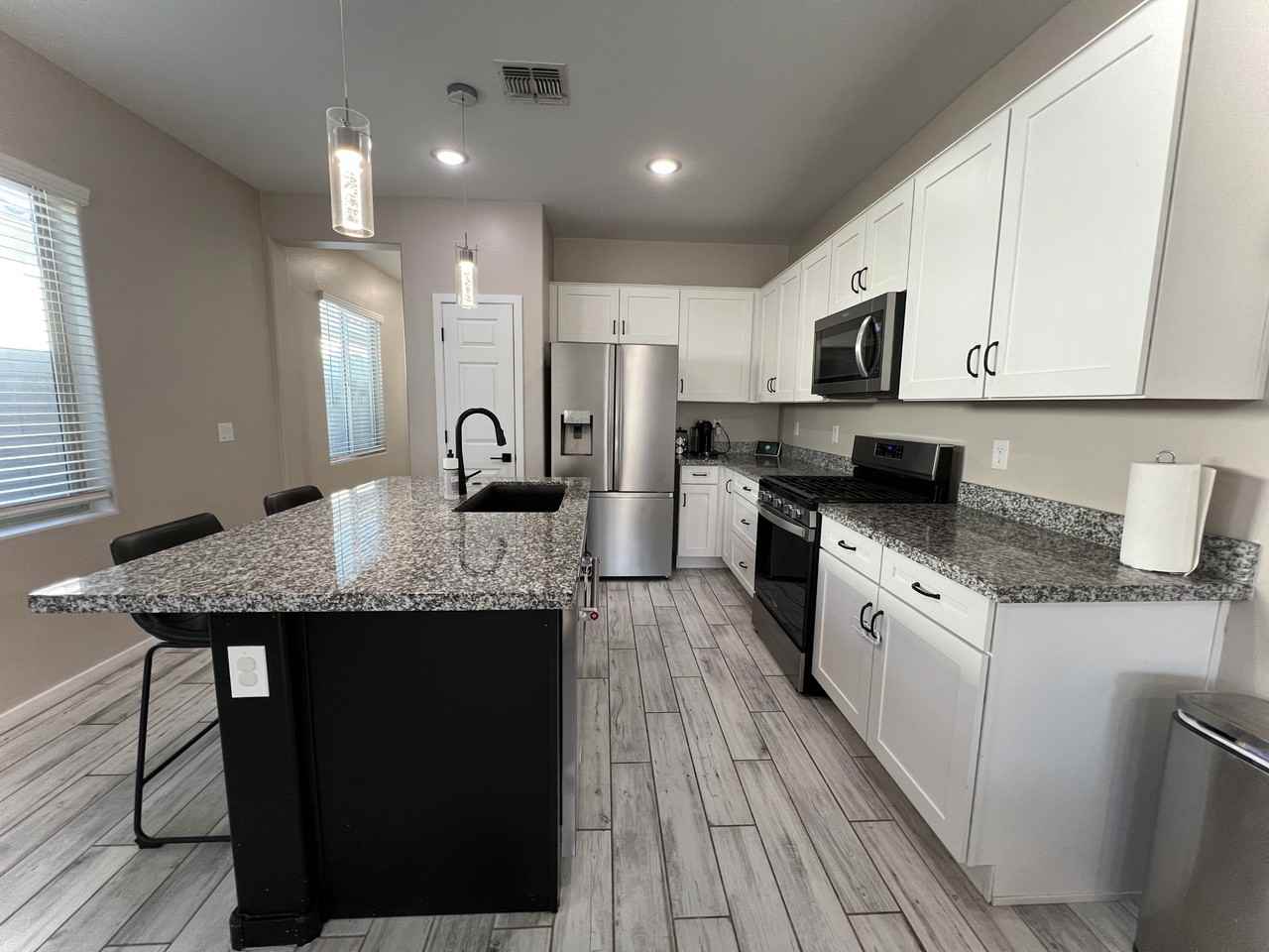 2126 N Marketside Ave #NA - Photo 6 of 18