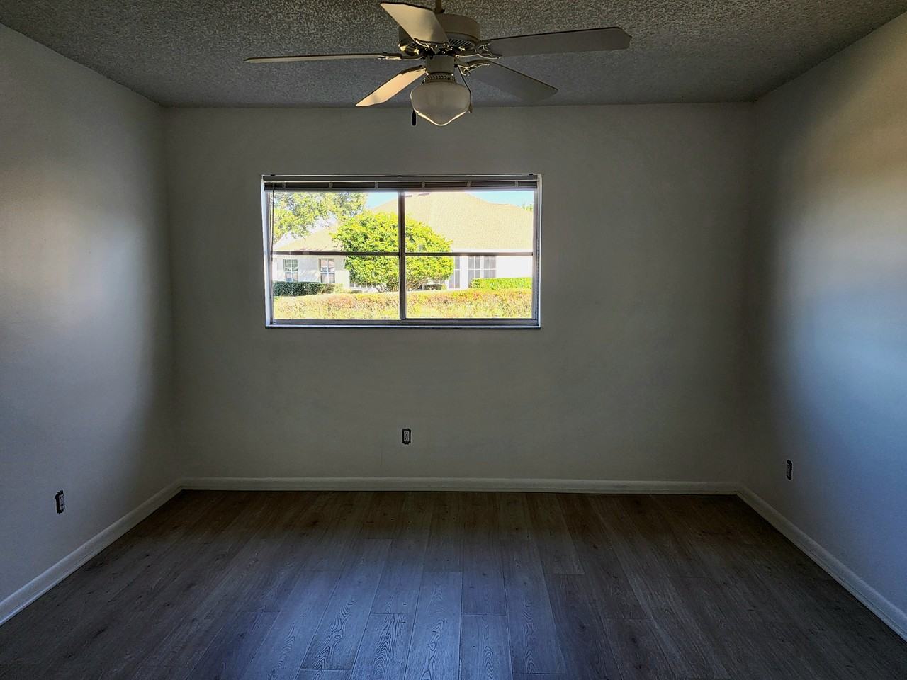 8437 Sw 90th St #C - Photo 3 of 9