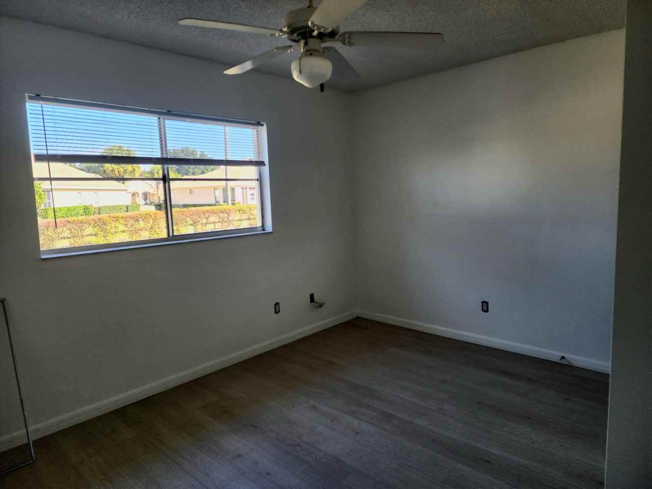 8437 Sw 90th St #C - Photo 5 of 9