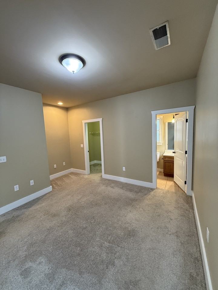 West Ln #1215 - Photo 3 of 13