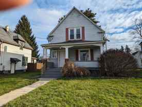 413 Cherry Ave #NA - Photo 1 of 1