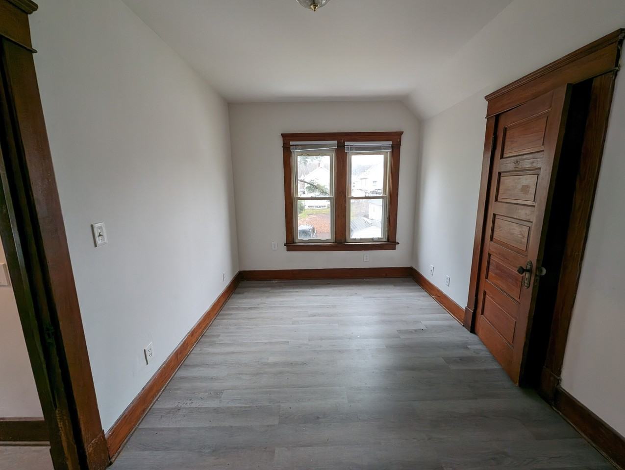 413 Cherry Ave #NA - Photo 6 of 8